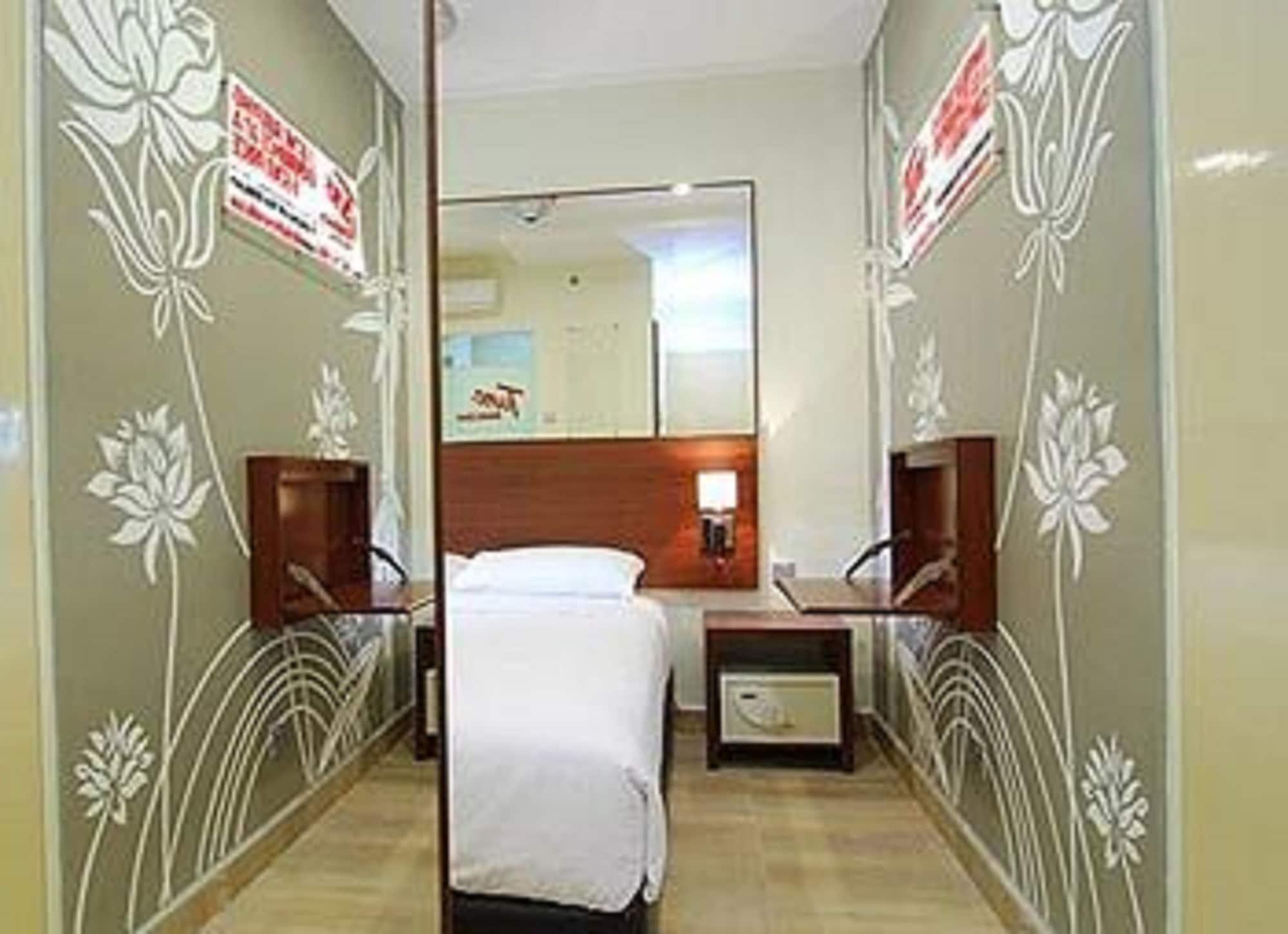 Tune Hotel Georgetown Penang Εξωτερικό φωτογραφία